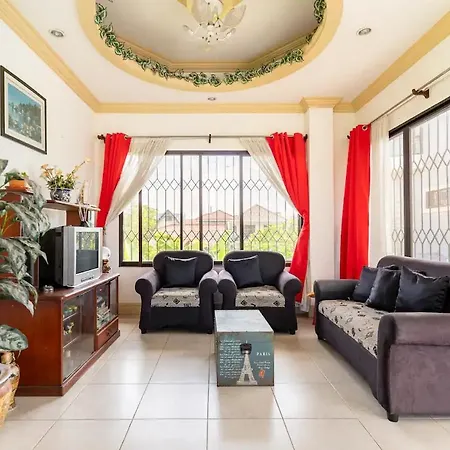 Mactan Island Gallery Ac Double Bed Room Bath Toilet Pools Beaches Around The Corner