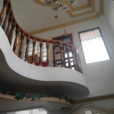 Mactan Island Gallery Ac Double Bed Room Bath Toilet Pools Beaches Around The Corner