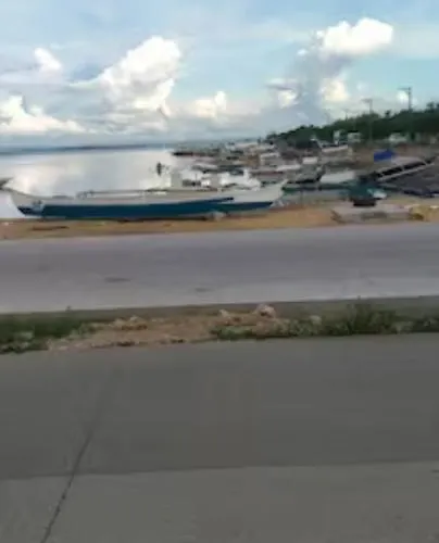 Mactan Island Gallery Ac Double Bed Bath Toilet Pools Beaches Around The Corner 3*